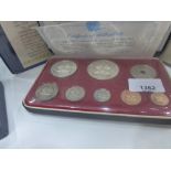 1975 Papua New Guinea coin set, cased and album of 4 medallic first day covers