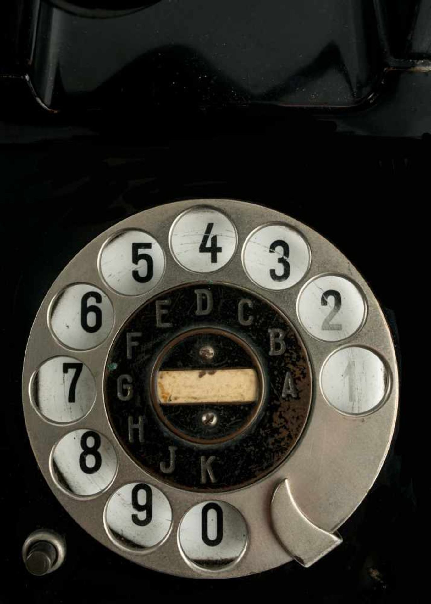 Bauhaus Dessau 'Bauhaus'-Telefon, 1929 H. 13,2 x 11,2 x 15,8 cm; Hörer: L. 24,8 cm. H. Fuld u. - Image 3 of 3