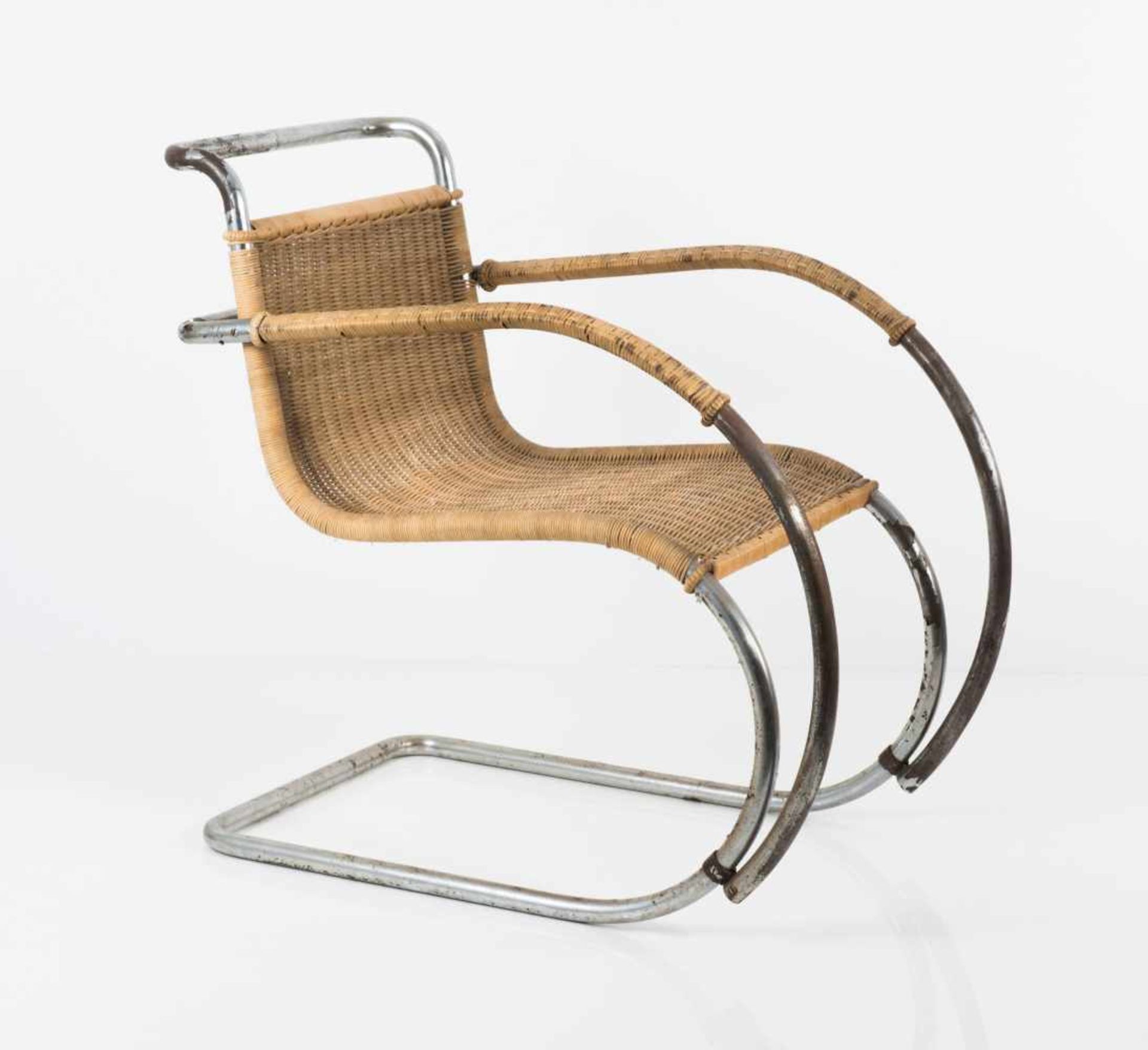 Ludwig Mies van der Rohe Freischwinger 'MR 20', um 1927 H. 82 x 57,5 x 89,5 cm; Rohr-Dm. 2,7 cm (!). - Bild 13 aus 17