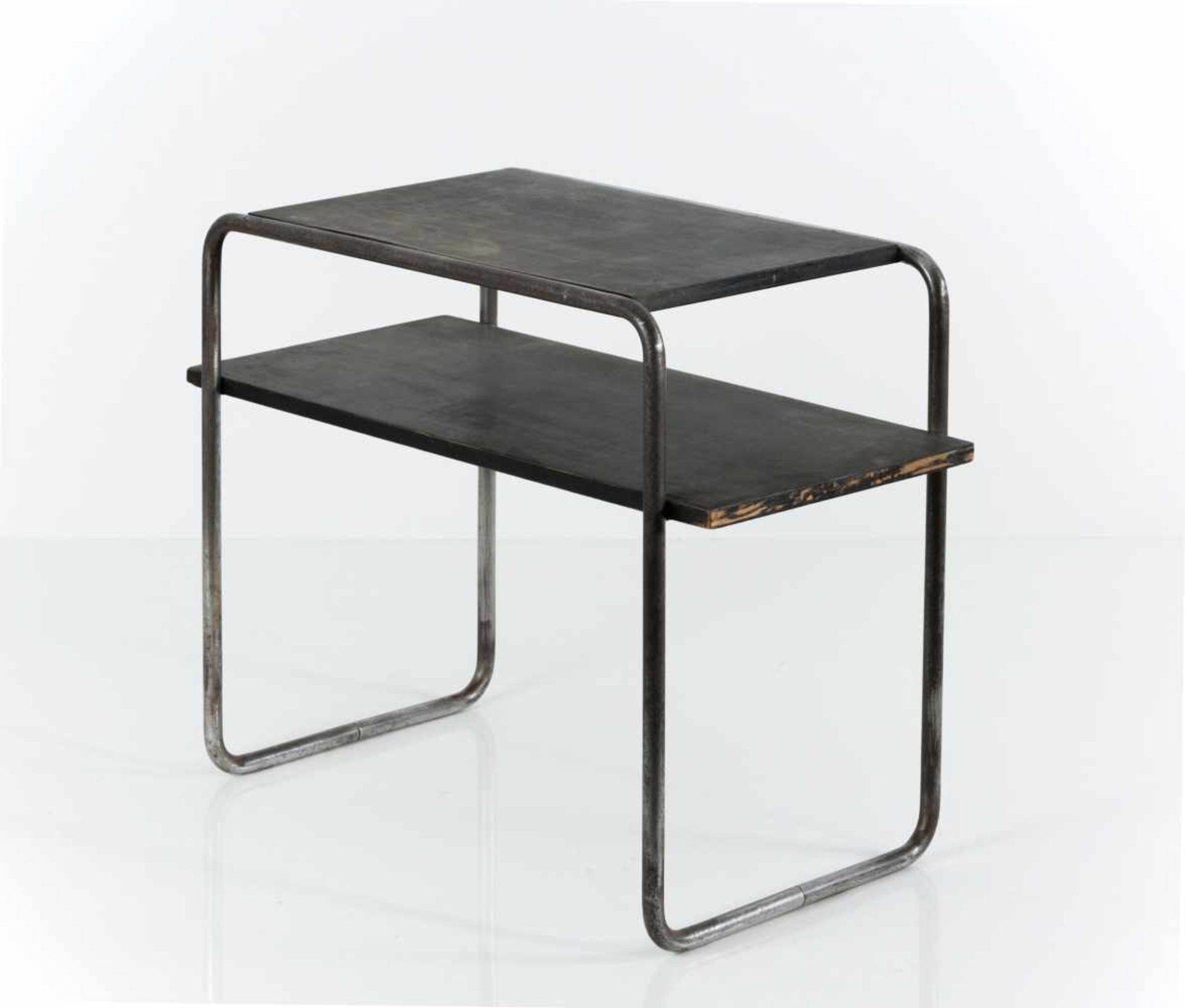 Marcel Breuer Beistelltisch 'B 12', 1928 H. 60 x 75,5 x 39,5 cm. Thonet, Frankenberg (