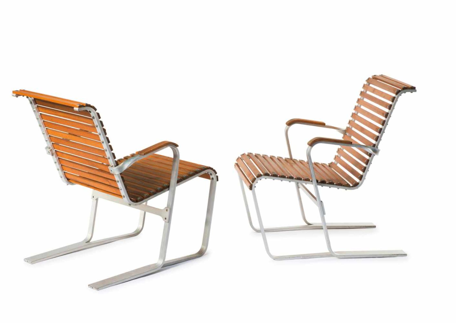 Marcel Breuer Zwei Gartensessel, um 1935 H. 81 x 59 x 77 cm. ICF Cadsana, Mailand, 1980er Jahre.