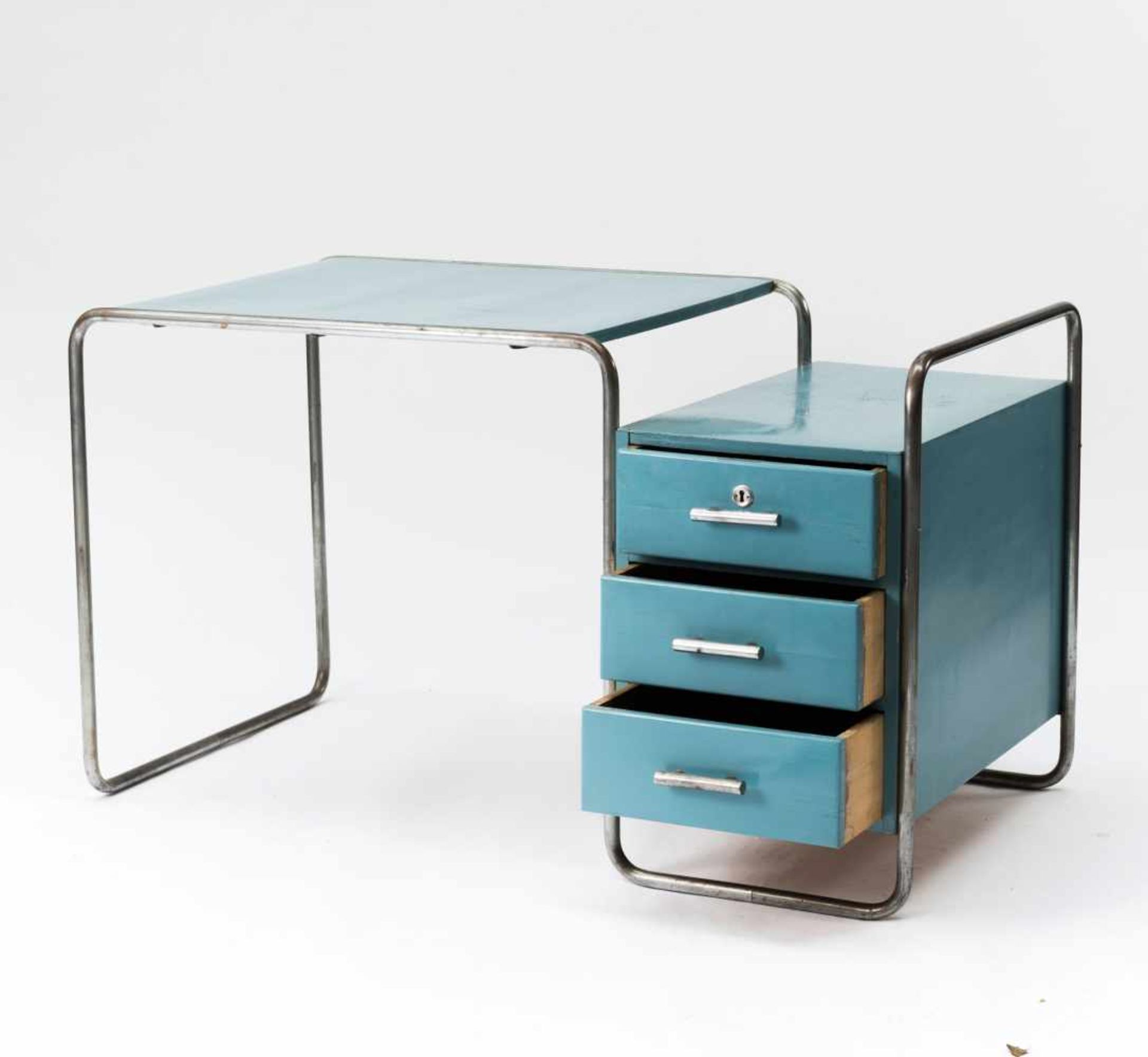 Marcel Breuer Schreibtisch 'B 65', um 1928 H. 74,5 x 130 x 68 cm. Deutschland. Stahlrohr, - Bild 5 aus 7