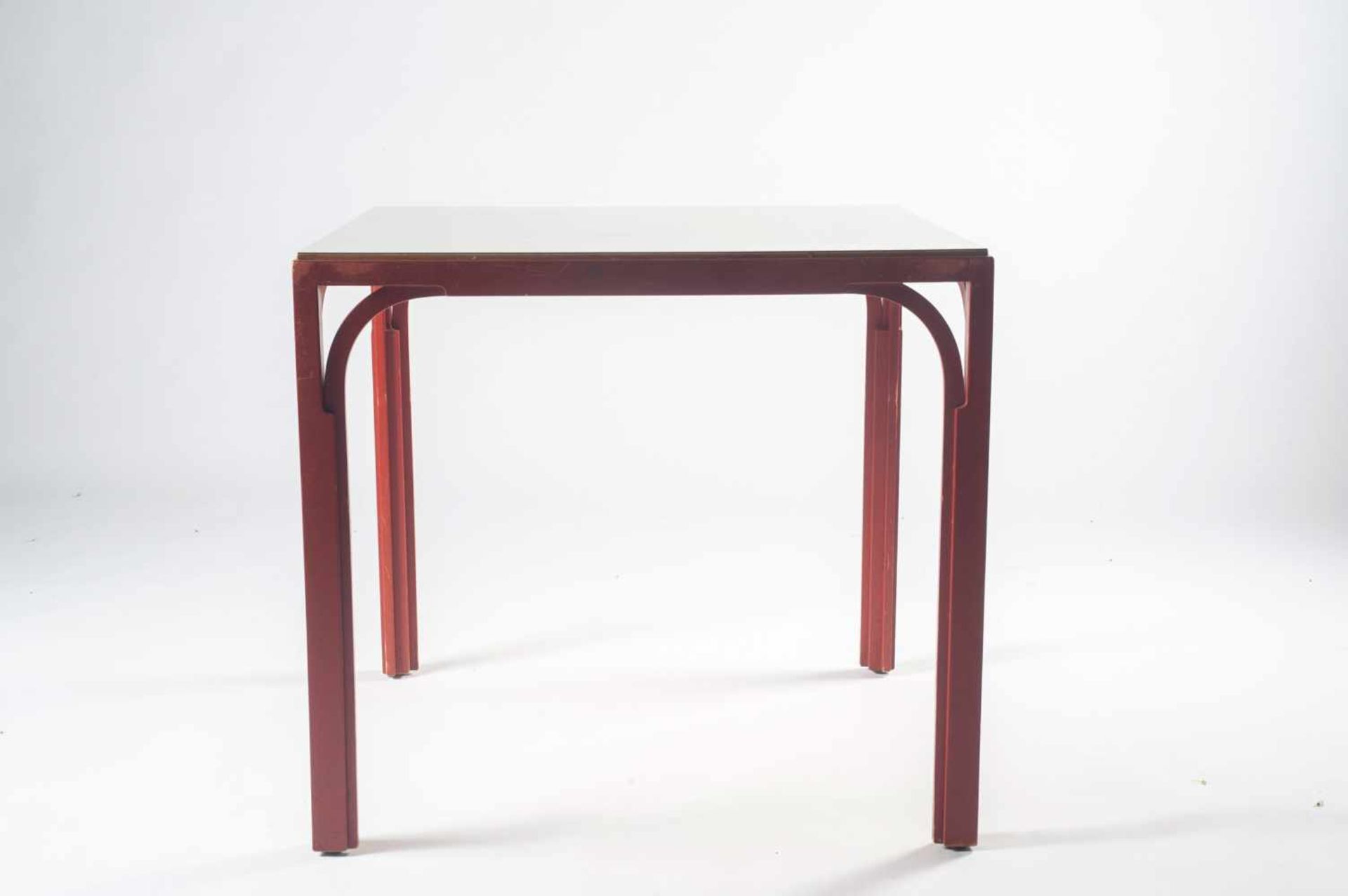 Gerd Lange; Gruppe 61 (zugeschrieben) Tisch 'Documenta III', 1962/63 H. 70,5 x 78 x 78 cm. Thonet,