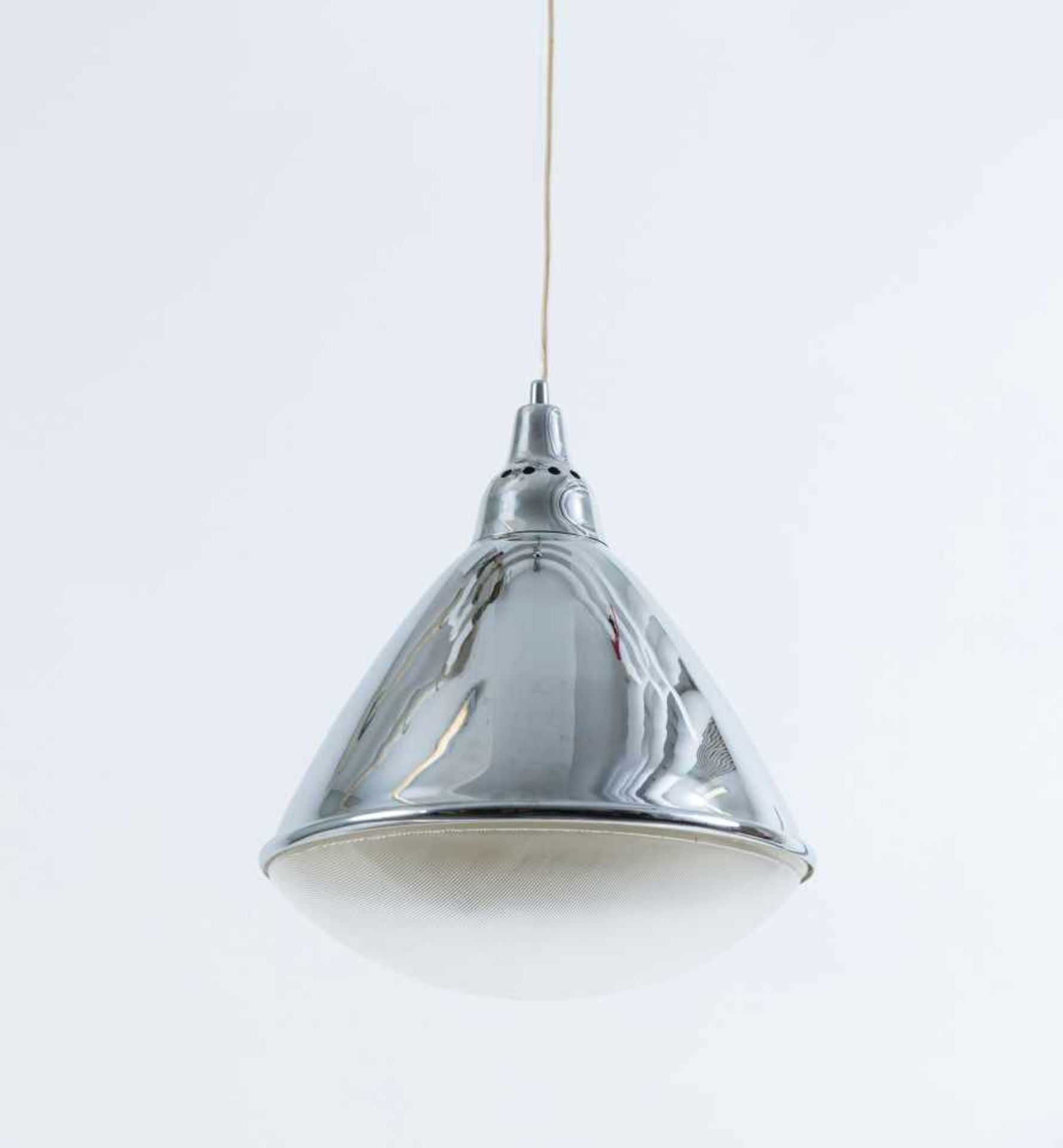 Ingo Maurer Deckenleuchte 'Headlight', 1968 H. 42,5 cm, Dm. 39 cm. Design M Ingo Maurer, München. - Bild 2 aus 3