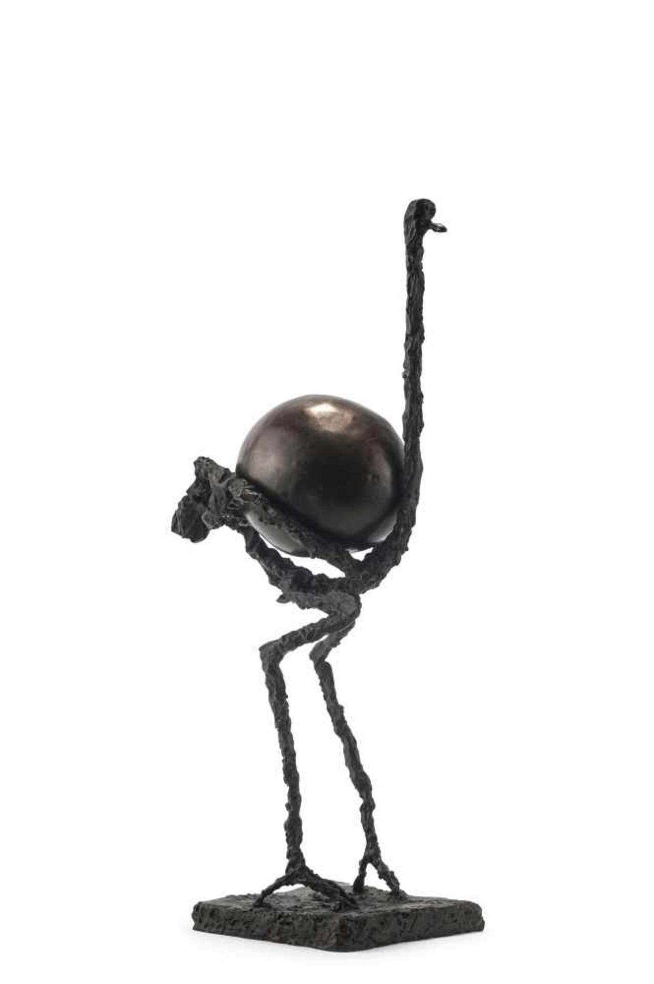 Skulptur 'Strauß', 1970er Jahre Italien H. 46,5 cm. Bronze, dunkel patiniert. Ei abnehmbar. '