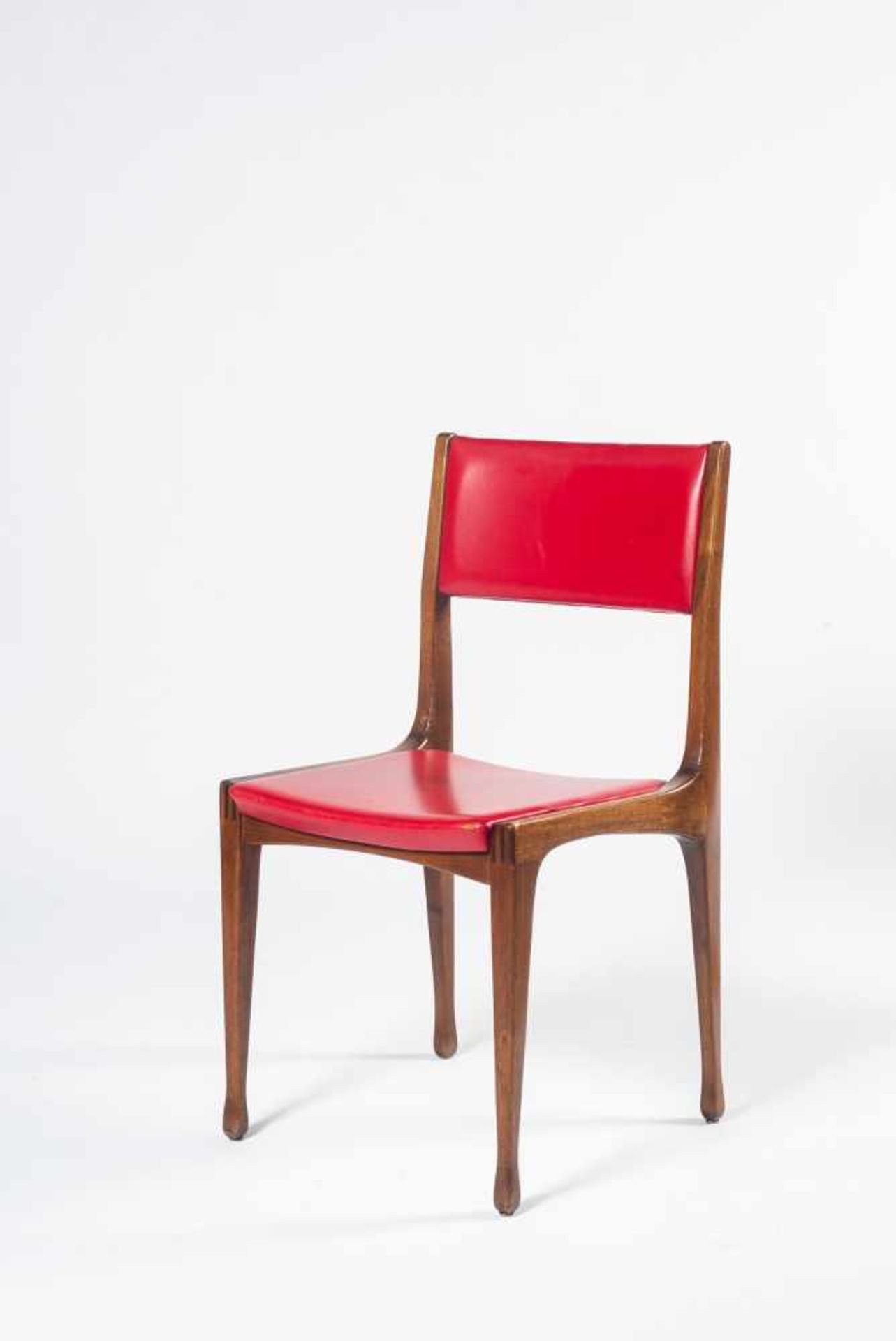 Zwölf Stühle '693', 1950er Jahre Carlo De Carli H. 85,5 x 46 x 51 cm. Cassina, Mailand. Nussholz, - Bild 3 aus 7