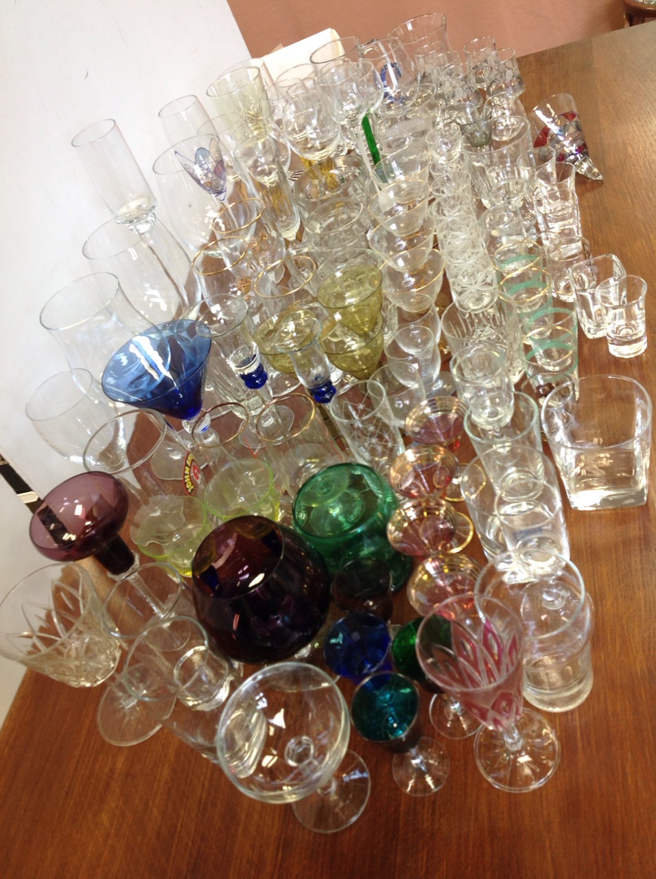 A quantity of drinking glasses - tumblers, wine glasses, tots, tankards, some sets, coloured, art - Image 3 of 3