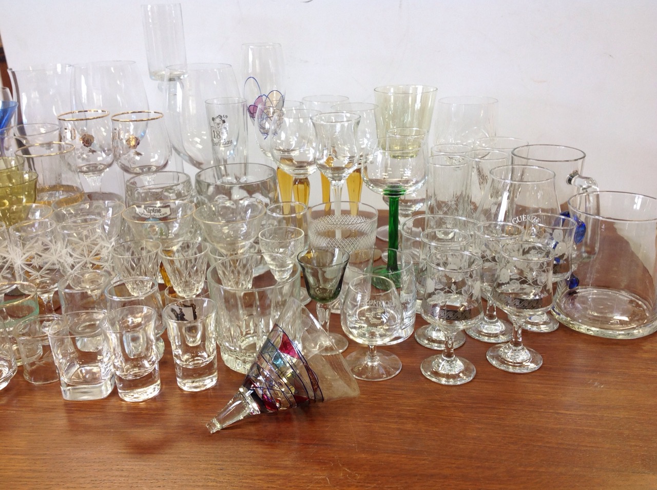 A quantity of drinking glasses - tumblers, wine glasses, tots, tankards, some sets, coloured, art - Image 2 of 3