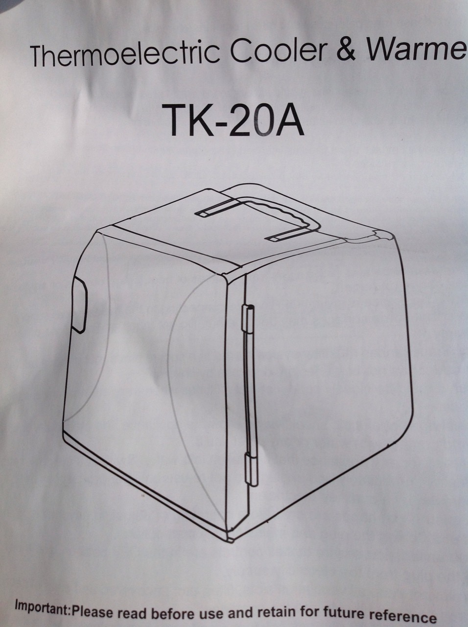 A tabletop thermoelectric cooler/warmer, the machine with instructions & unused. - Image 2 of 3