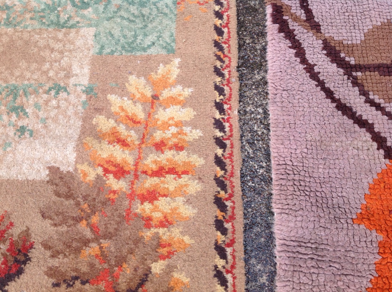 A hand-knotted brown fireside rug with leaf decoration; and a machine woven 50s rug of further - Image 3 of 3