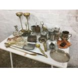 Miscellaneous metalware