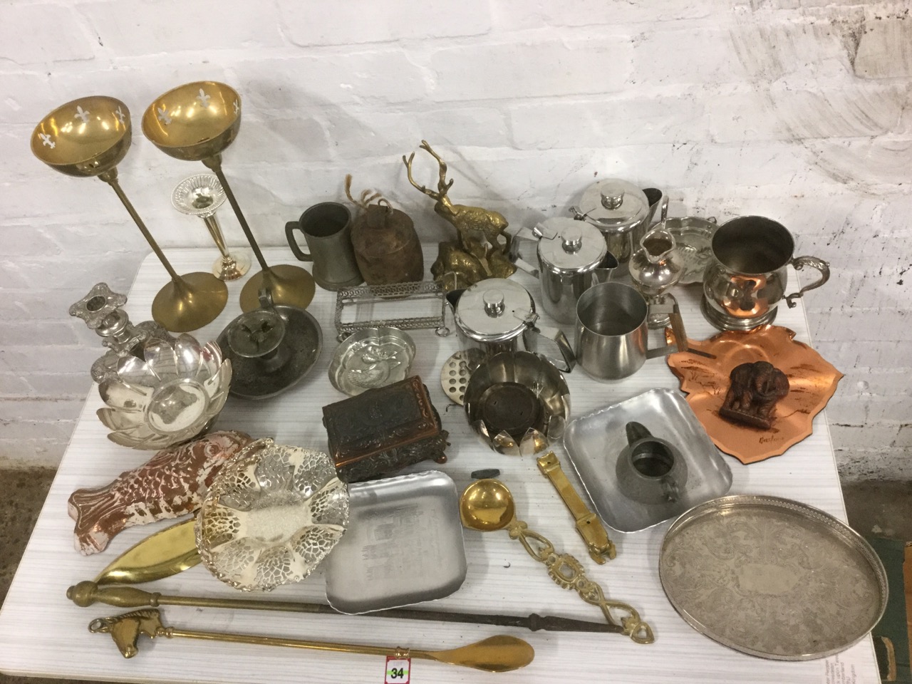 Miscellaneous metalware - Bild 2 aus 3