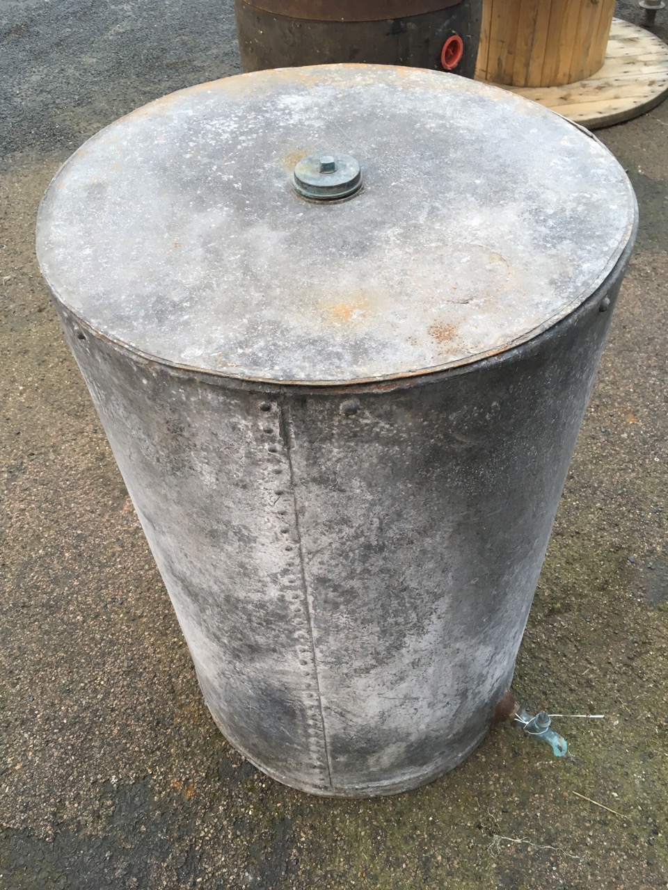 A large tubular galvanised tank of riveted construction - Image 2 of 3