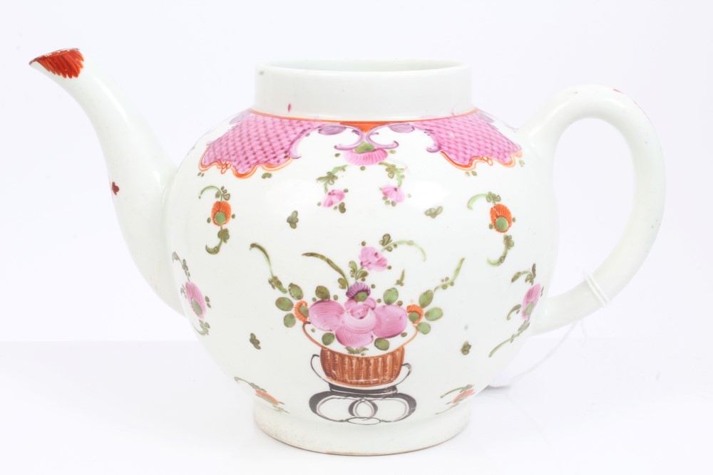 18th century Lowestoft tea bowl with polychrome painted floral sprays, - Image 2 of 9