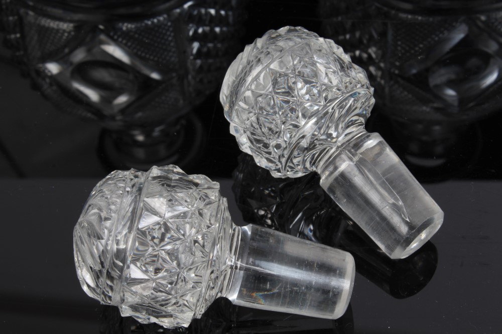 Pair good quality George IV cut glass decanters with stoppers and diamond and slice cut decoration, - Image 4 of 5