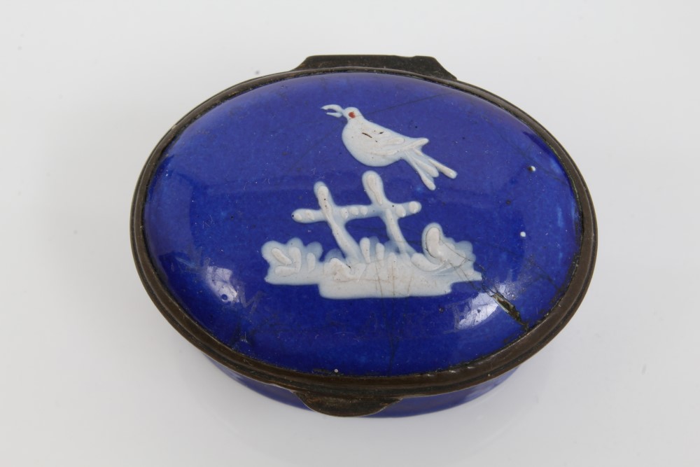 Three late 18th century Staffordshire enamel patch boxes of oval form, - Image 4 of 7