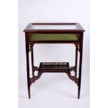 Early 20th century mahogany bijouterie table in Chinese Chippendale-style,