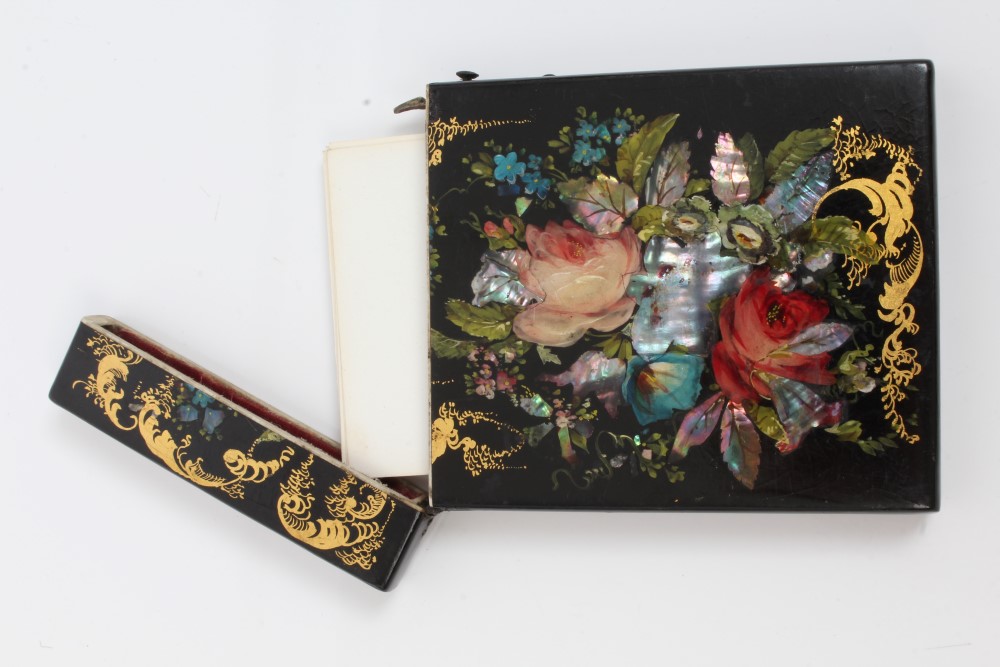 Victorian papier mâché card case with mother of pearl and painted floral decoration, 10.25cm x 7. - Image 3 of 9