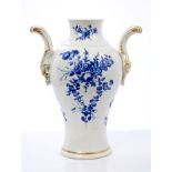 18th century Worcester 'dry blue' inverted baluster-shaped vase with painted floral sprays and two