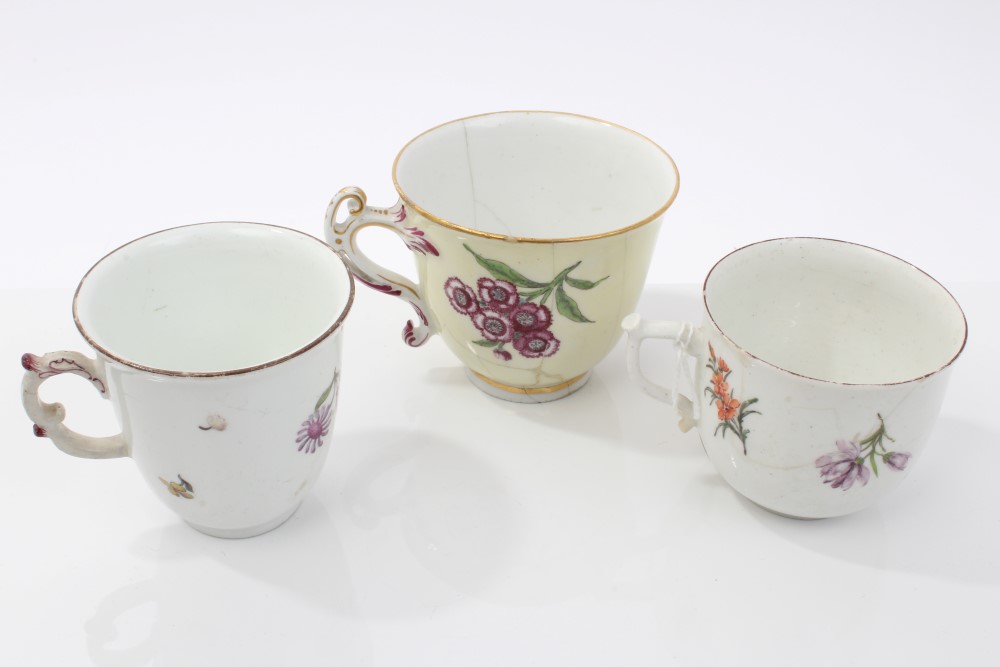 Three 18th century Chelsea Derby polychrome coffee cups with finely painted floral sprays - Image 2 of 9