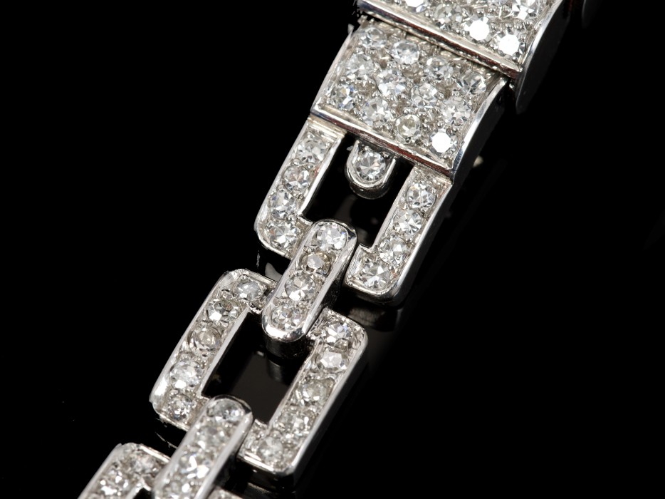 Art Deco ladies' Jaeger white gold (18ct) and diamond set cocktail bracelet watch, - Image 5 of 5