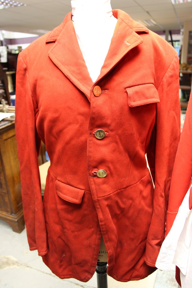 Gentlemen's scarlet hunt coat with brass Hunt buttons and a stock, - Image 2 of 5
