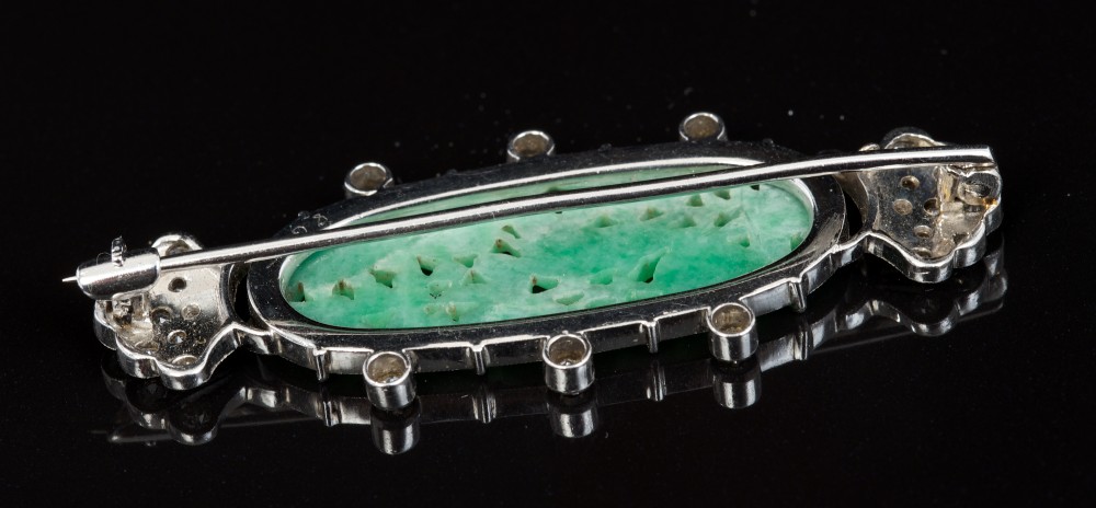 1920s jade and diamond brooch, - Image 2 of 3