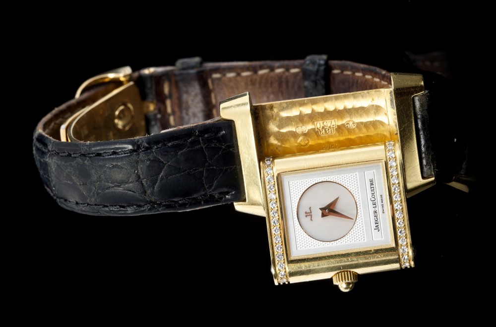 Fine ladies' Jaeger-LeCoultre yellow gold (18ct) and diamond Reverso Duetto wristwatch, - Image 3 of 6