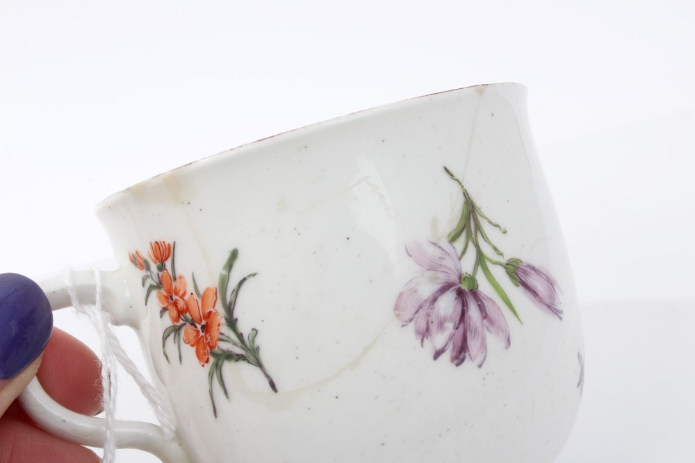 Three 18th century Chelsea Derby polychrome coffee cups with finely painted floral sprays - Image 8 of 9