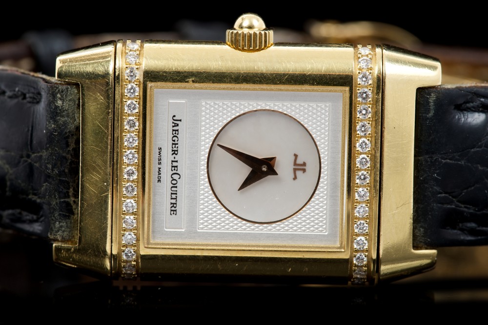 Fine ladies' Jaeger-LeCoultre yellow gold (18ct) and diamond Reverso Duetto wristwatch, - Image 4 of 6