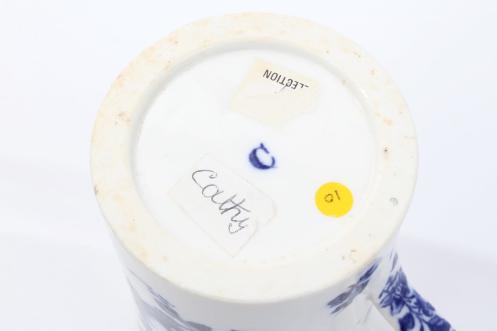 19th century Coalport copy of 18th century Caughley blue and white porcelain mug of cylindrical - Bild 3 aus 4