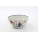 18th century Lowestoft bowl with Imari palette rock and floral decoration, 15.