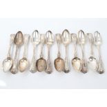 Set of twelve William IV silver Kings pattern with diamond heel teaspoons (London 1835), maker - W.