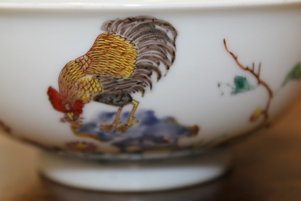 Fine 18th century Chinese 'chicken' bowl with polychrome painted cockerel eating an insect and hen - Image 15 of 17