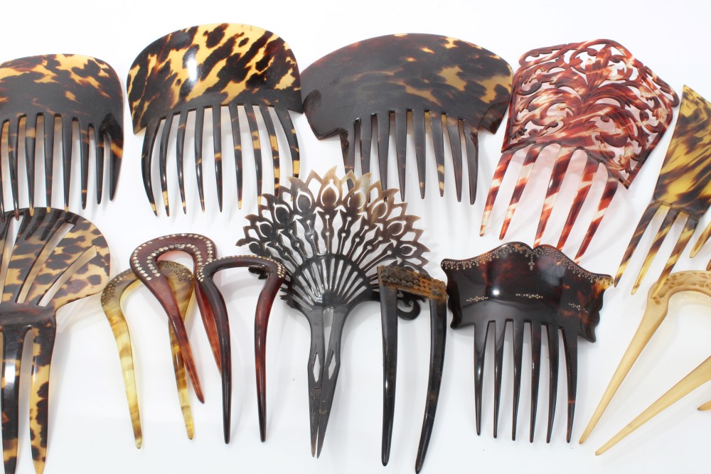 Collection of Victorian and later tortoiseshell and faux tortoiseshell combs and hairpieces