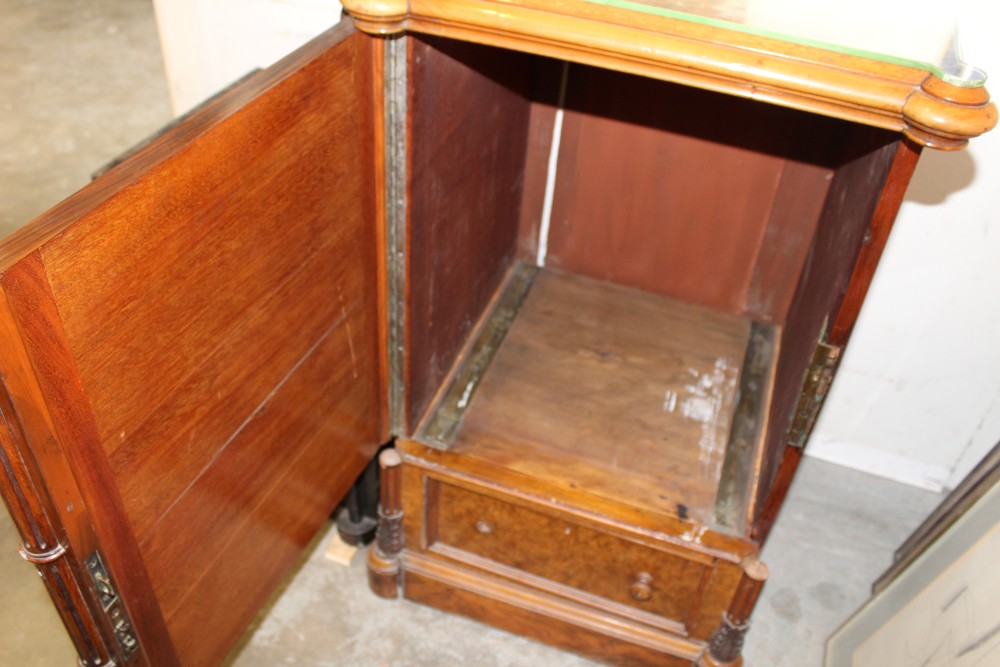 Fine quality Victorian walnut safe - disguised as a Wellington chest, - Image 4 of 6