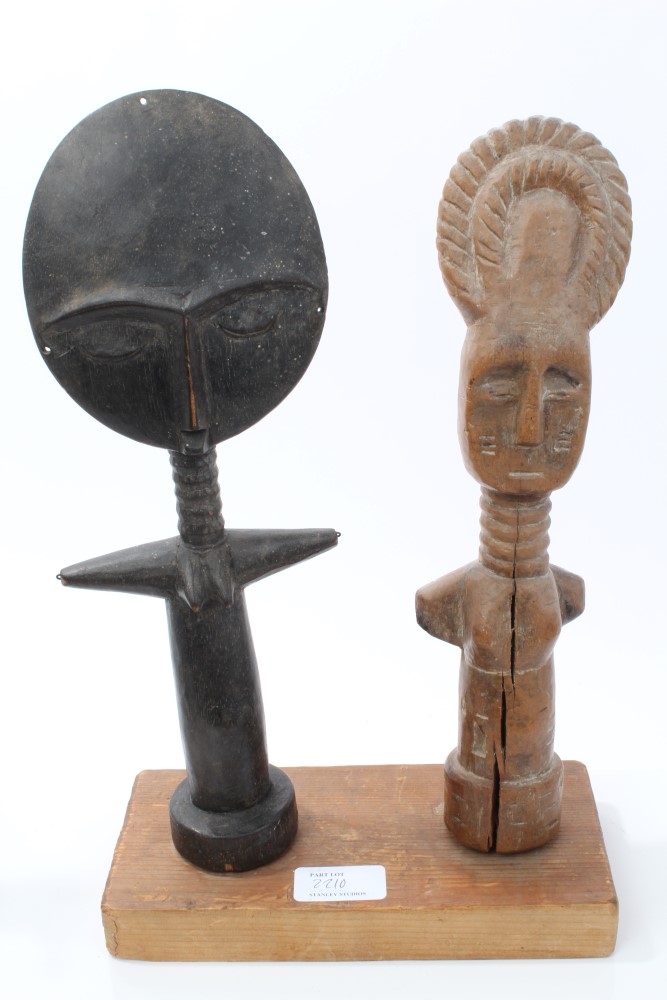 Group of African tribal figures - including a bronze figure on marble plinth, - Image 4 of 5
