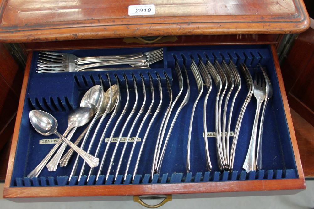 Part canteen set of plated cutlery in mahogany case - Image 4 of 6