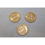 G.B. George V gold Sovereigns - 1922P and 1925SA (x 2).