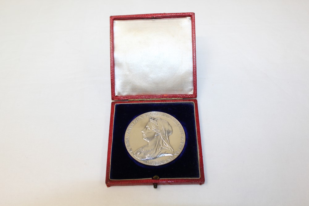 Medallion - G.B. Diamond Jubilee of Queen Victoria - 1897 silver medallion (N.B.
