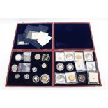 World - mixed coins - to include Silver Proofs and cupro-nickel silver plated 'International Coin