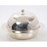 1930s silver muffin dish of circular form, with plain rim,