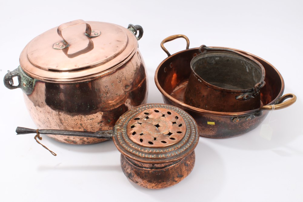 Antique copper - to include 17th / 18th century warming pan, preserve pan,