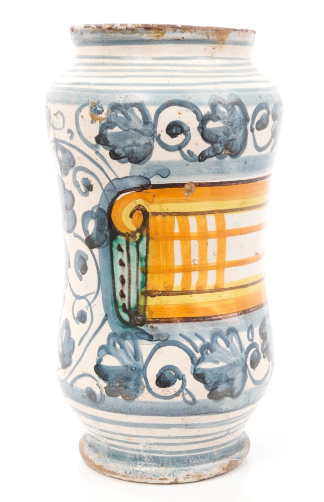 17th century Italian Majolica drug jar with blue and white floral decoration and green and yellow - Image 3 of 12