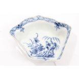 18th century Worcester blue and white fan-shaped hors d'oeuvres tray with painted 'Willow Rock