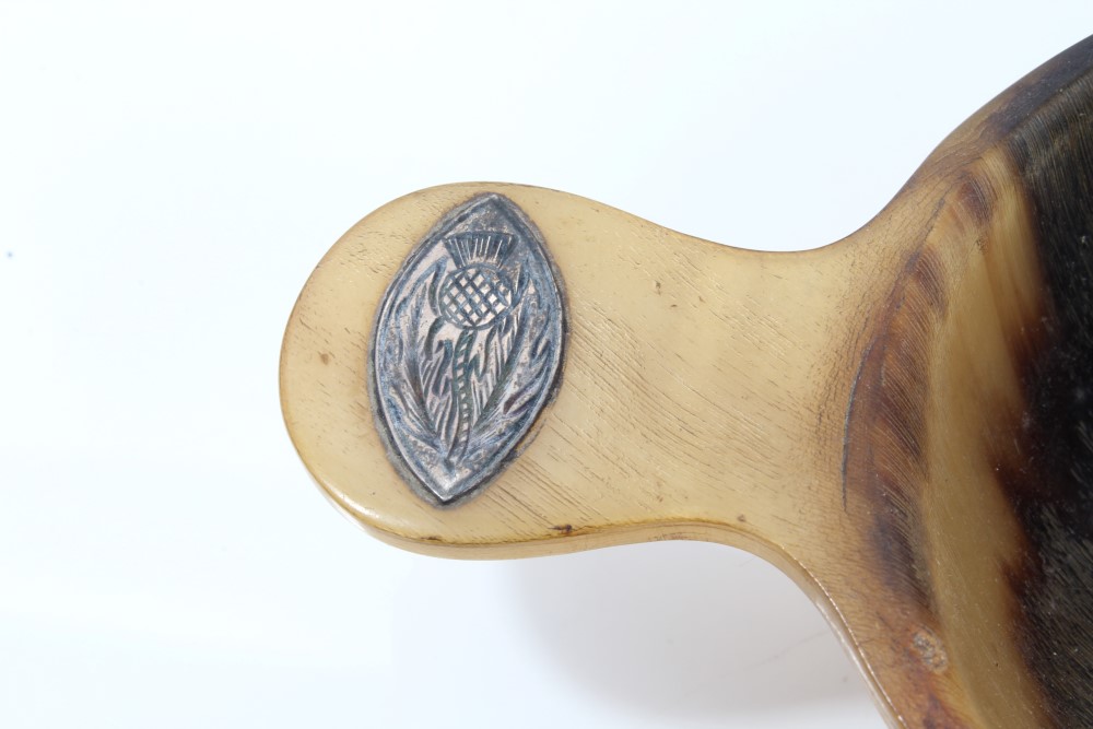 Antique Scottish horn and white metal mounted quaich with central disc inscribed with Gaelic motto - Image 4 of 5