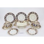 Early 19th Century Derby porcelain dinner service, with gadrooned, edge,
