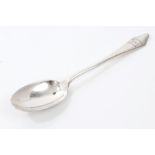 1920s silver puppy spoon 'Essex Hounds 1928 - 9 Cobbler' (London 1928)