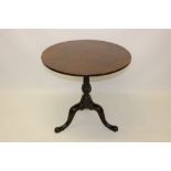 Good George II / early George III mahogany occasional table with inlaid circular tilt-top on