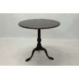 George III mahogany occasional table with circular tilt-top,